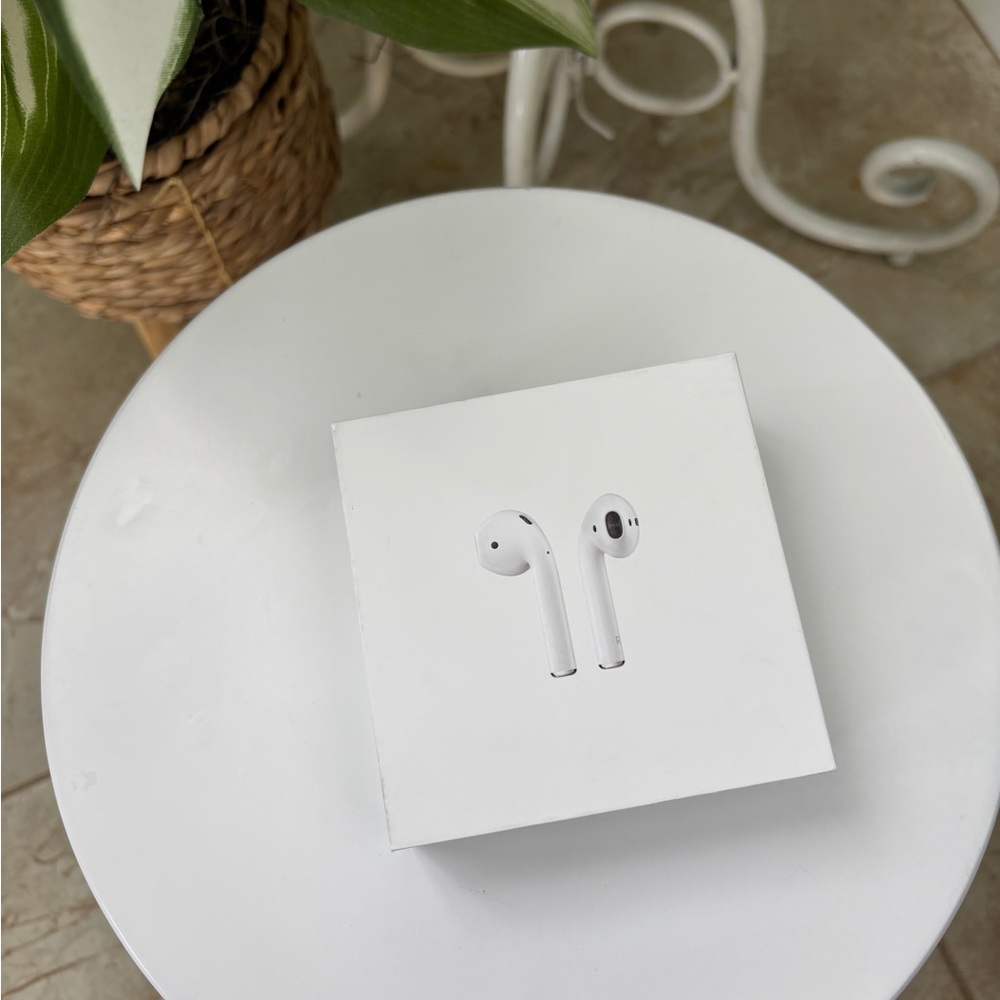 Apple Airpods with charging case (Second Generation) - UNUSED